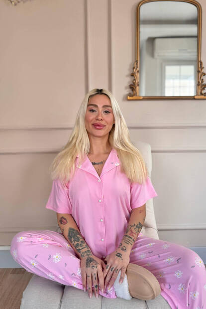 Pembe Soft Daisy Desenli Bambu Önden Düğmeli Kısa Kol Pijama Takımı - 3