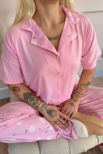 Pembe Soft Daisy Desenli Bambu Önden Düğmeli Kısa Kol Pijama Takımı - 5