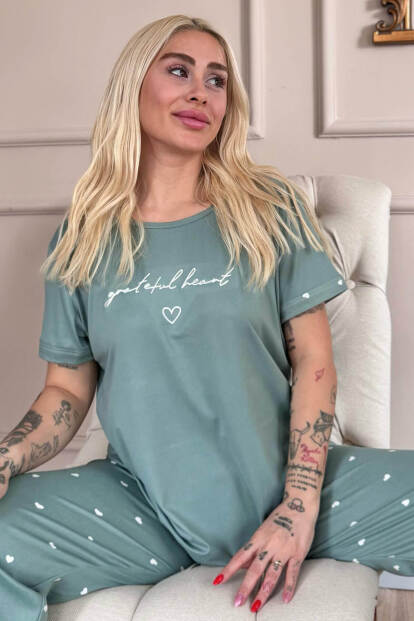 Yeşil Grateful Heart Desenli Bambu Kısa Kol Kadın Pijama Takımı - 1